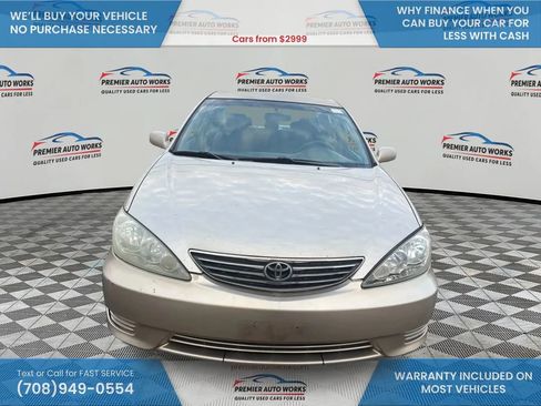 Used 2005 Toyota Camry LE image 2