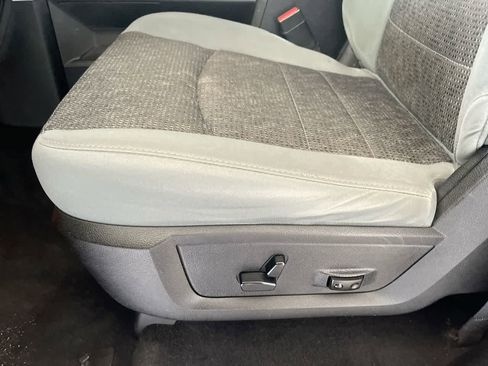 Used 2019 RAM 1500 Big Horn image 13