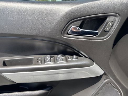 Used 2018 Chevrolet Colorado LT RWD image 17