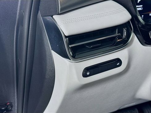 New 2026 INFINITI QX60 Luxe image 10