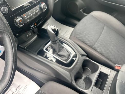 Used 2020 Nissan Rogue Sport S w/ Appearance Package AWD/4WD image 18
