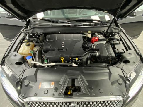 Used 2017 Lincoln MKZ Reserve image 44