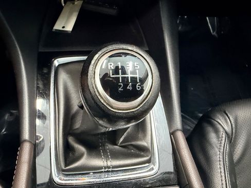 Used 2018 MAZDA MAZDA3 Grand Touring w/ Premium Equipment Package FWD image 37