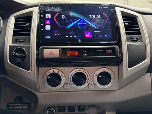 Used 2011 Toyota Tacoma 4x4 Double Cab w/ TRD Off-Road Pkg w/JBL Audio image 27