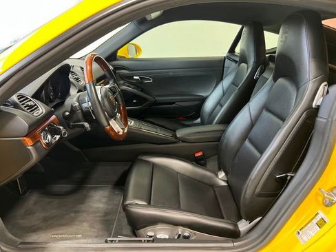 Used 2020 Porsche 718 Cayman S image 19