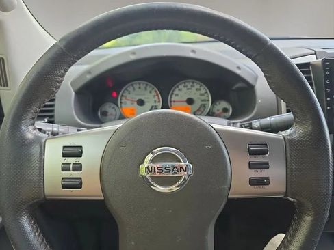 Used 2012 Nissan Frontier PRO-4X AWD/4WD image 17