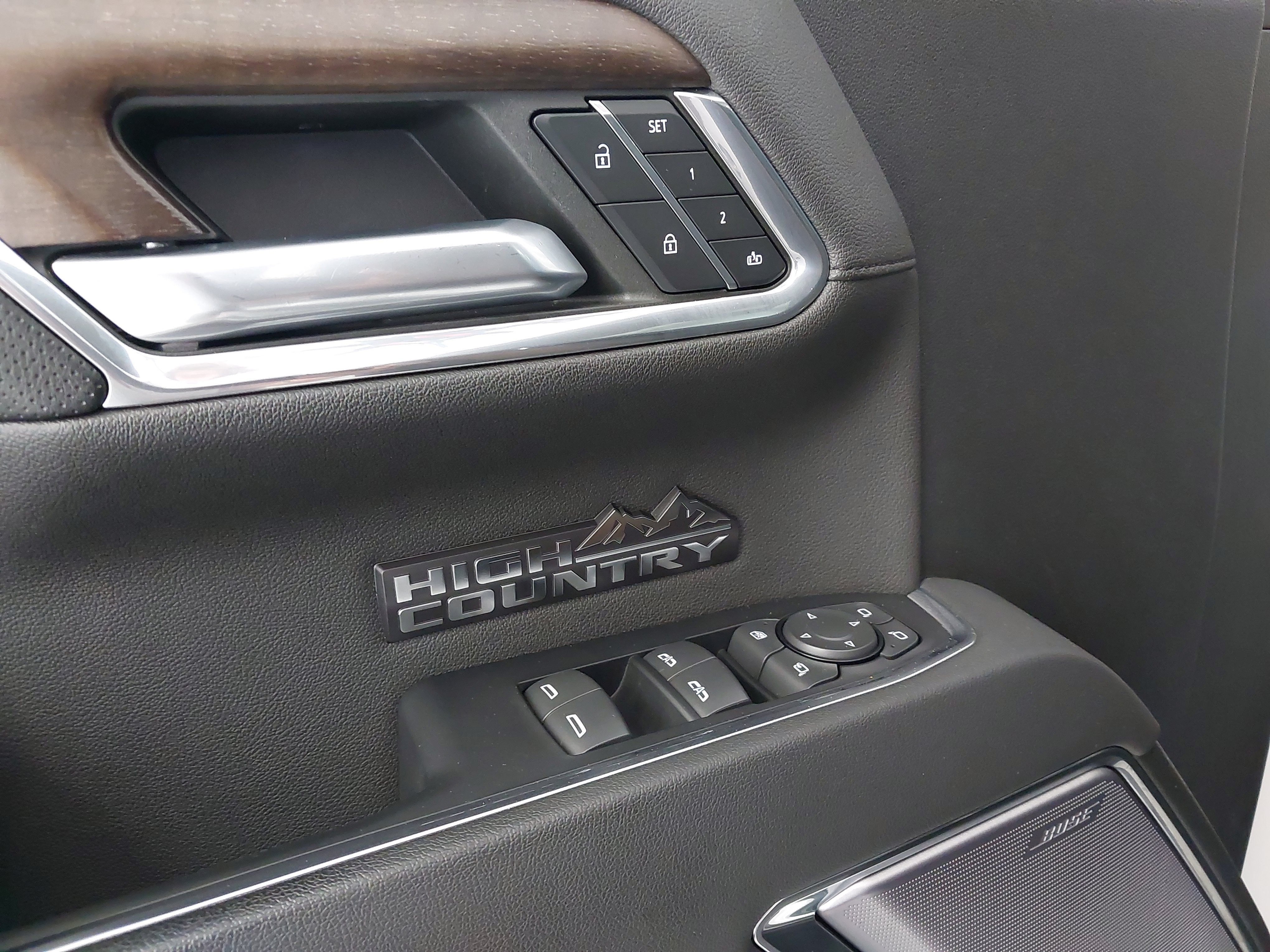 Certified 2023 Chevrolet Silverado 1500 High Country w/ High Country Premium Package AWD/4WD image 25