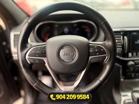 Used 2020 Jeep Grand Cherokee Limited AWD/4WD image 17