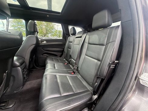 Used 2017 Jeep Grand Cherokee Limited w/ Luxury Group II AWD/4WD image 26