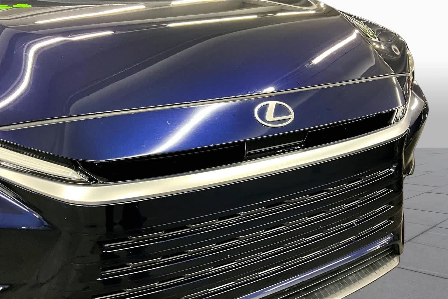 Used 2024 Lexus TX 350 FWD w/ Cold Weather Package image 29