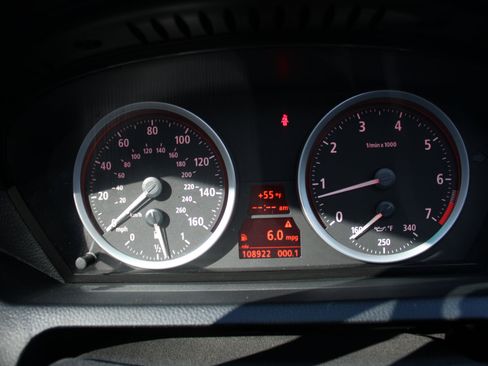 Used 2007 BMW 650i Coupe image 20