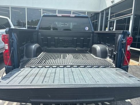 Used 2021 Chevrolet Silverado 1500 LT AWD/4WD image 4