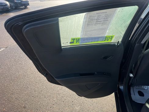 Used 2015 Chevrolet Spark LT image 13