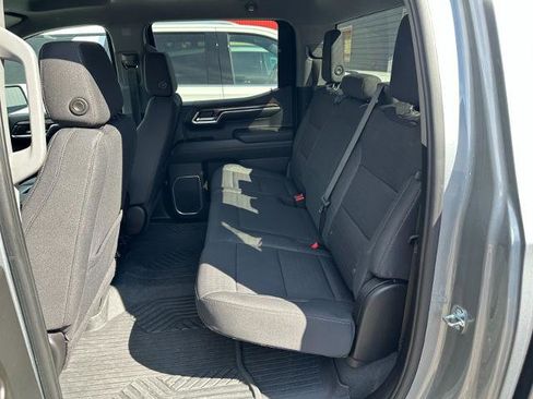 Used 2023 Chevrolet Silverado 1500 LT w/ Z71 Off-Road Package AWD/4WD image 20