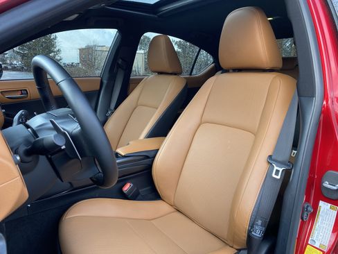 Used 2024 Lexus IS 350 F Sport image 37