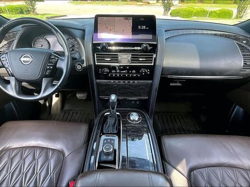 Used 2022 Nissan Armada Platinum AWD/4WD image 7