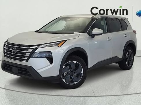 Used 2024 Nissan Rogue SV AWD/4WD image 1