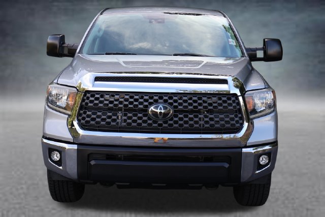 Used 2020 Toyota Tundra SR5 w/ SR5 Upgrade Package AWD/4WD image 26