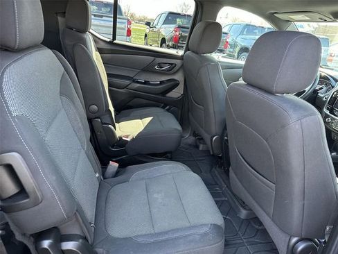 Certified 2023 Chevrolet Traverse LT image 25