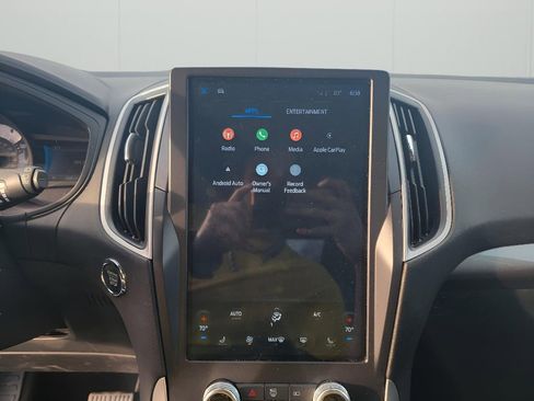 Used 2024 Ford Edge SEL image 18