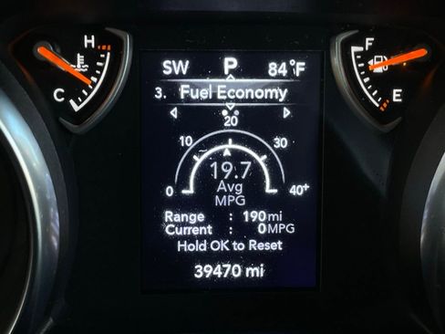 Used 2022 Jeep Wrangler Unlimited Sport image 38