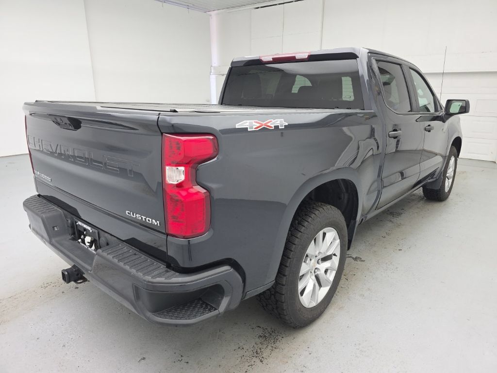 Used 2023 Chevrolet Silverado 1500 Custom AWD/4WD image 12