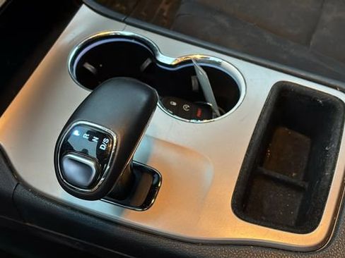 Used 2015 Jeep Grand Cherokee Laredo image 20