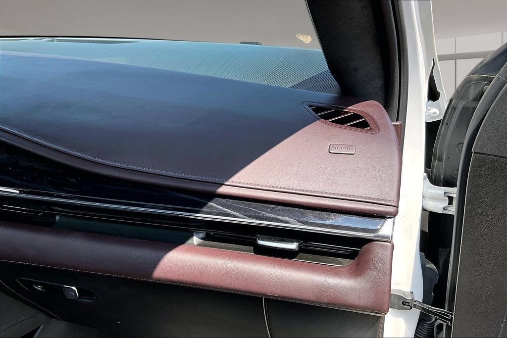 Certified 2024 Cadillac Escalade V AWD/4WD image 16