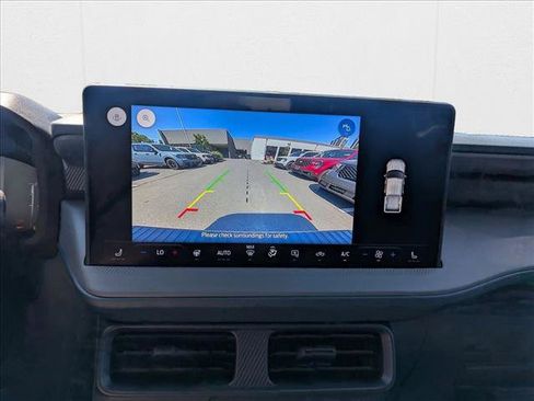 New 2025 Ford Maverick XLT w/ XLT Luxury Package AWD/4WD image 13