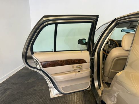 Used 2004 Mercury Grand Marquis GS RWD image 19