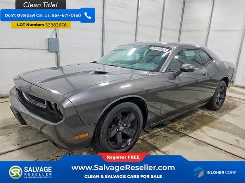 Used 2013 Dodge Challenger SXT Plus RWD image 1