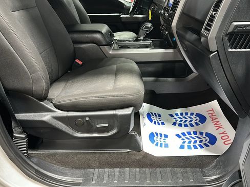Used 2019 Ford F150 XLT w/ Equipment Group 302A Luxury AWD/4WD image 16