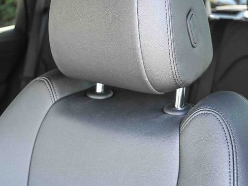 Used 2022 BMW X5 xDrive40i w/ Premium Package image 16