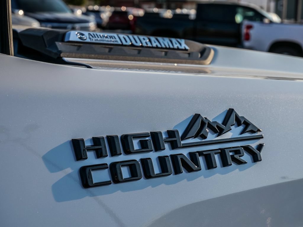 New 2026 Chevrolet Silverado 2500 High Country w/ High Country Premium Package AWD/4WD image 10