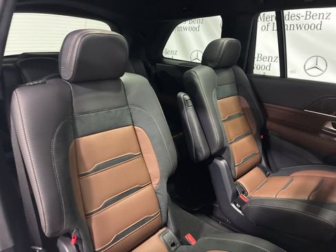 New 2026 Mercedes-Benz GLS 63 AMG 4MATIC image 27