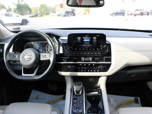 Certified 2022 Nissan Pathfinder SL w/ SL Premium Package AWD/4WD image 20