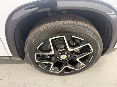 New 2026 Chevrolet Traverse High Country w/ LPO, Floor Liner Package image 4