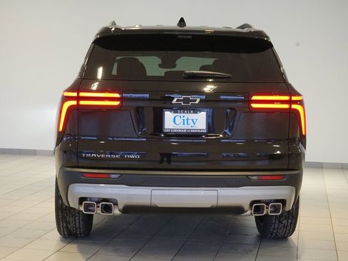 New 2026 Chevrolet Traverse LT w/ Driver Confidence Package image 6