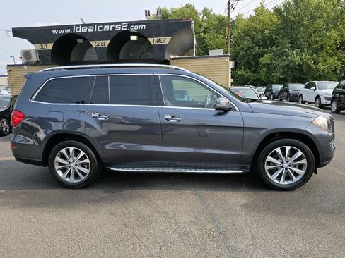 Used 2016 Mercedes-Benz GL 450 4MATIC w/ Premium I Package image 2