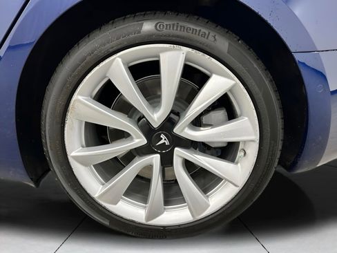 Used 2018 Tesla Model 3 Long Range image 23