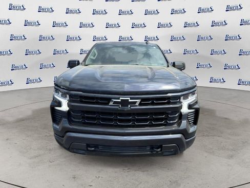 Used 2023 Chevrolet Silverado 1500 RST w/ Z71 Off-Road Package AWD/4WD image 2