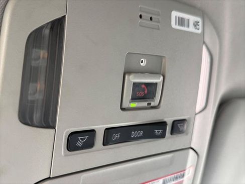 Certified 2023 Toyota Highlander LE FWD image 34