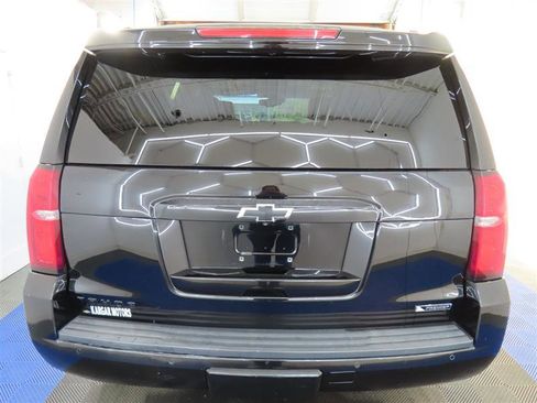 Used 2018 Chevrolet Tahoe Premier AWD/4WD image 10