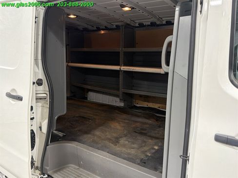 Used 2021 Nissan NV 3500 SV RWD image 11
