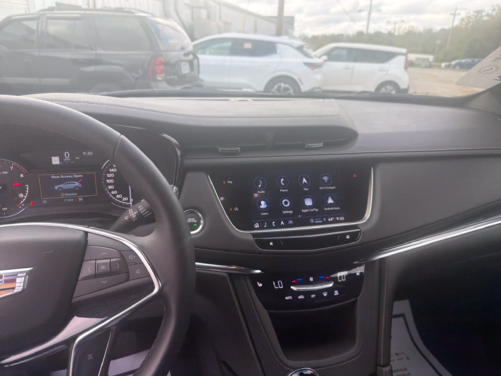 Used 2025 Cadillac XT5 Premium Luxury AWD/4WD image 24