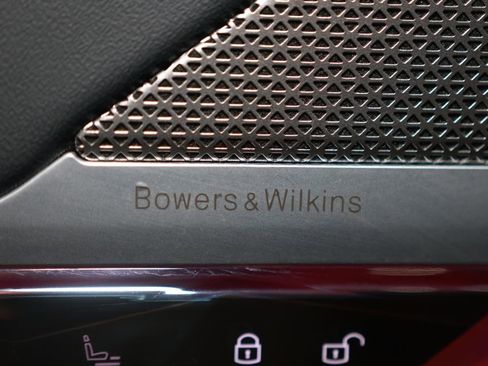 Used 2023 BMW 740i 740i image 28