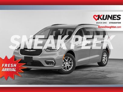 Used 2022 Chrysler Pacifica Touring-L