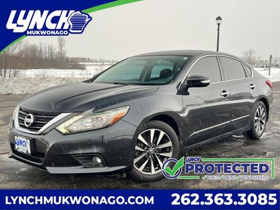 Used 2017 Nissan Altima 2.5 SL w/ 2.5 Technology Package