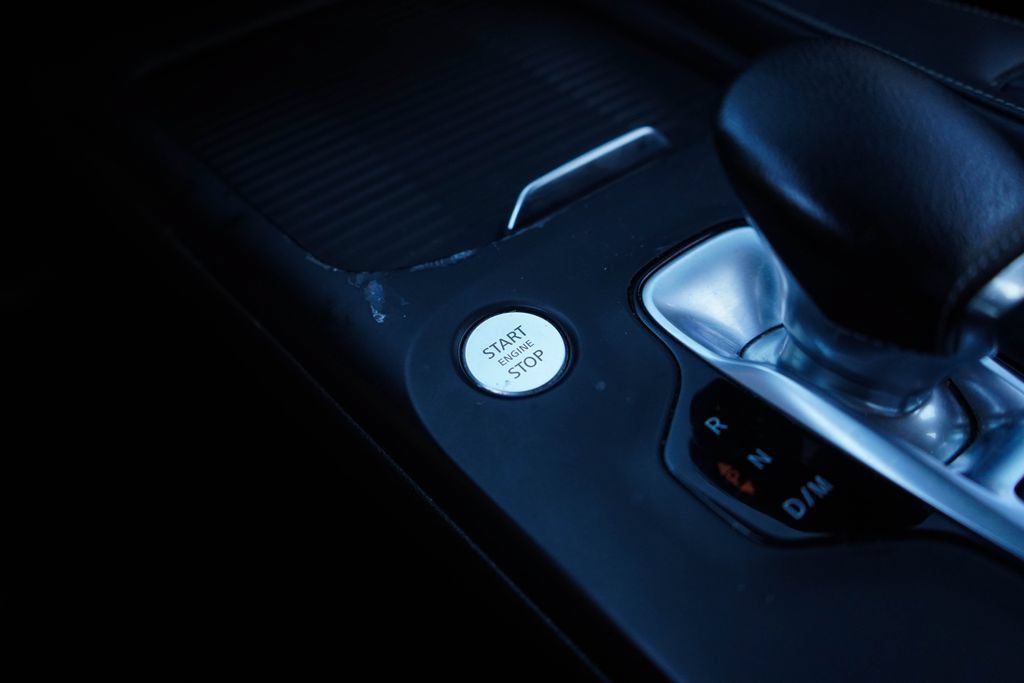 Used 2022 INFINITI QX50 Luxe w/ Appearance Package FWD image 27