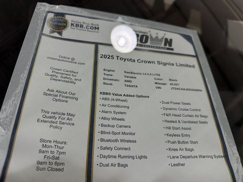 Used 2025 Toyota Crown Signia w/ Advanced Technology Package AWD/4WD image 40